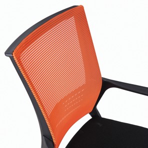 Кресло компьютерное Brabix Balance MG-320 (с подлокотниками, комбинированное черное/оранжевое) 531832 в Красноярске - предосмотр 3