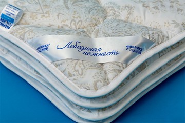 Одеяло всесезонное полутороспальное Лебединая нежность в Красноярске - предосмотр 1